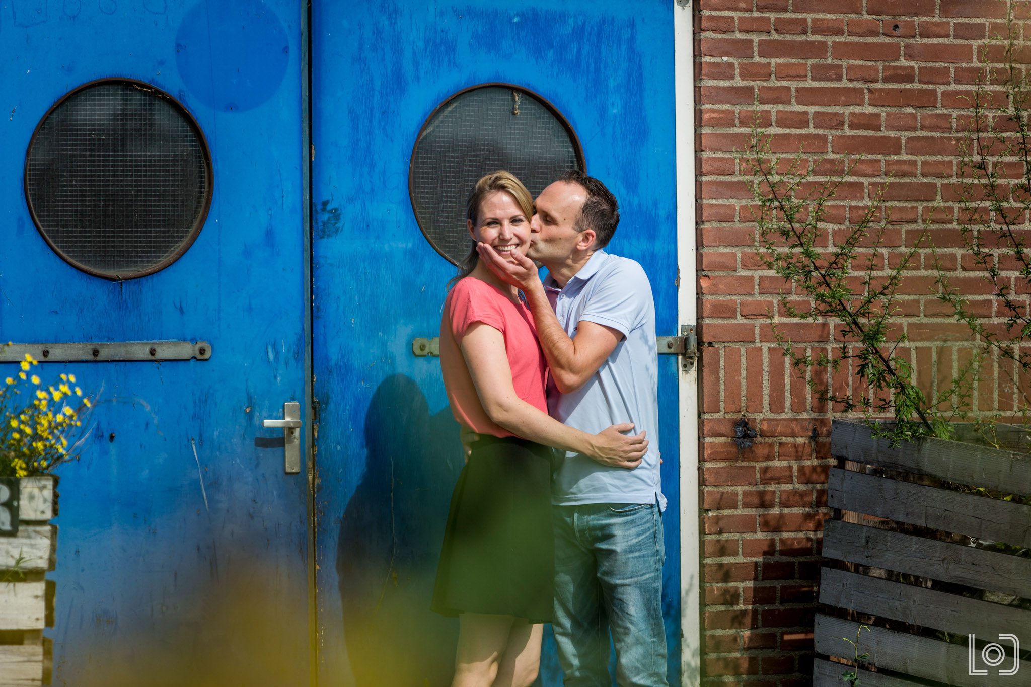 Gezinsshoot op een industriele locatie naar keuze